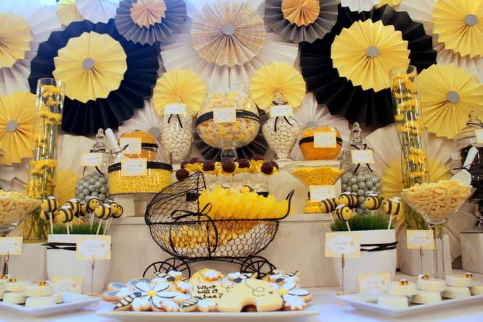 Bee Baby Shower Decorations That Are Unique and Useful